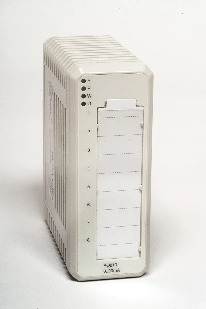 AO810 Analog output 1x8 ch