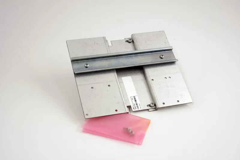 Mounting kit, vertical CI801/CI840/TB840