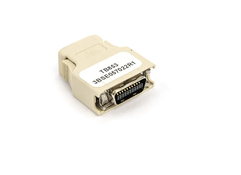 TB853 RCU Control Link Terminator