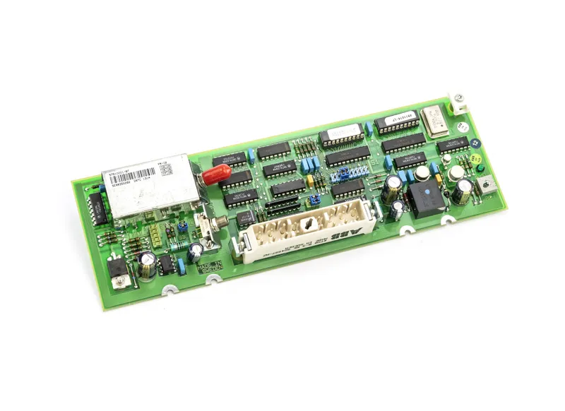 DSTC 131A Optic. Modem Long distance