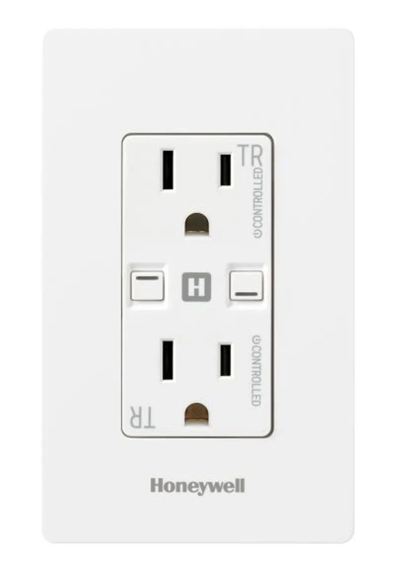 CS2001152WHI Connected Power Outlet