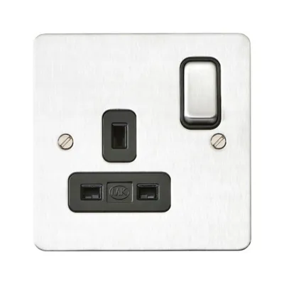K14357BRCB Edge™ 13A 1G Switchsockets