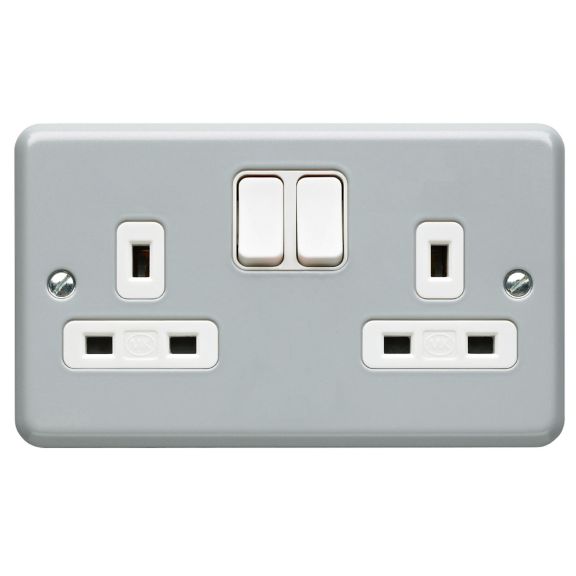 K2446ALM Metalclad Plus™ 13A 2G Switchsockets