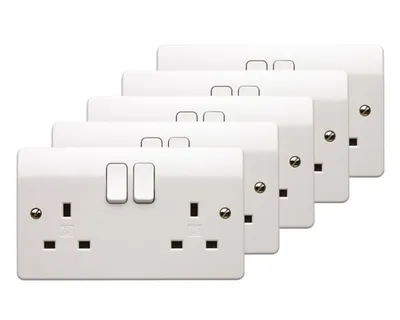 K2476CEWHI Logic Plus™ 13A 2G Switchsockets