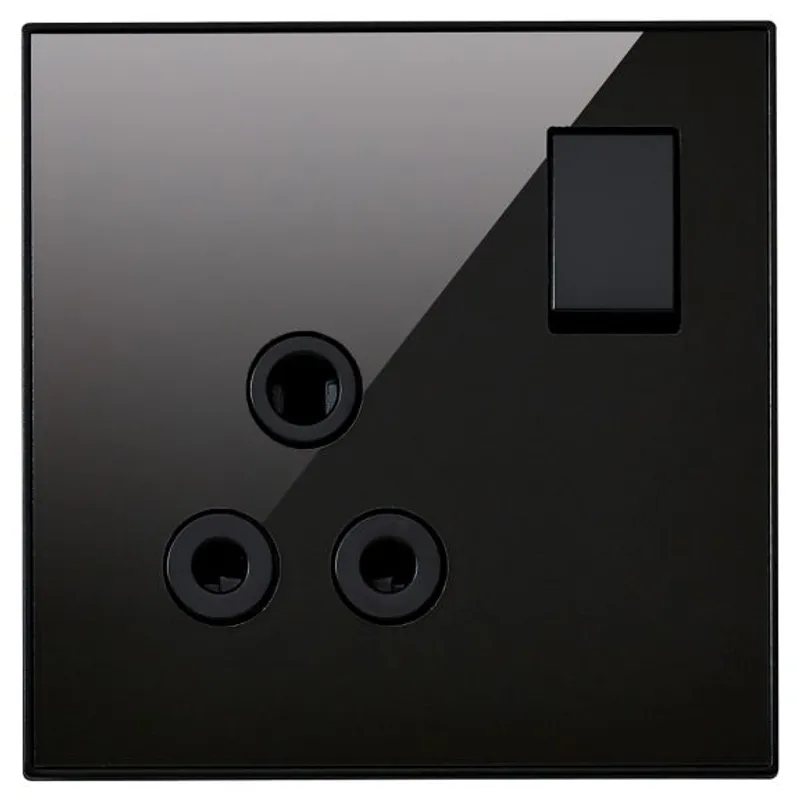 K34382GIW MK Elements Round Pin Sockets