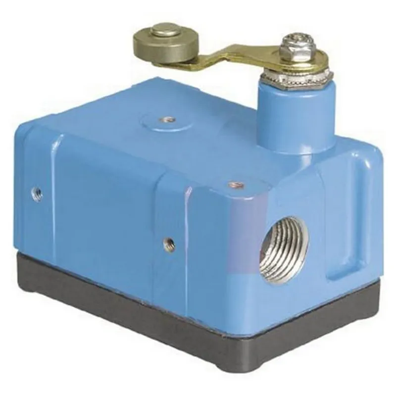 OP-AR50 Enclosed Switch Series OP: Manually Actuated Palm Switch (3 in x 3.5 in), 1NO 1NC Snap Action SPDT