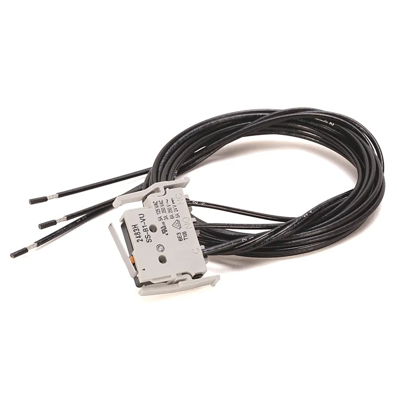 Rockwell Automation / Allen-Bradley 140G-G-EA1A – 140G Circuit-Breaker Accessory AX — photo 1 of 2
