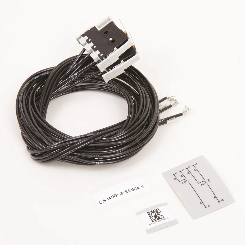 Rockwell Automation / Allen-Bradley 140G-G-EA1R1A – 140G Circuit-Breaker Accessory AX/AL — photo 2 of 2