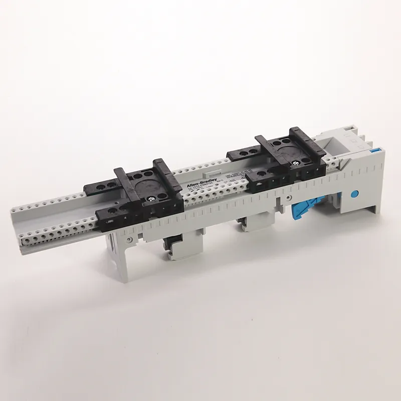 Rockwell Automation / Allen-Bradley 141A-FM45SS25 – Bus Bar Adapter Module — photo 1 of 2
