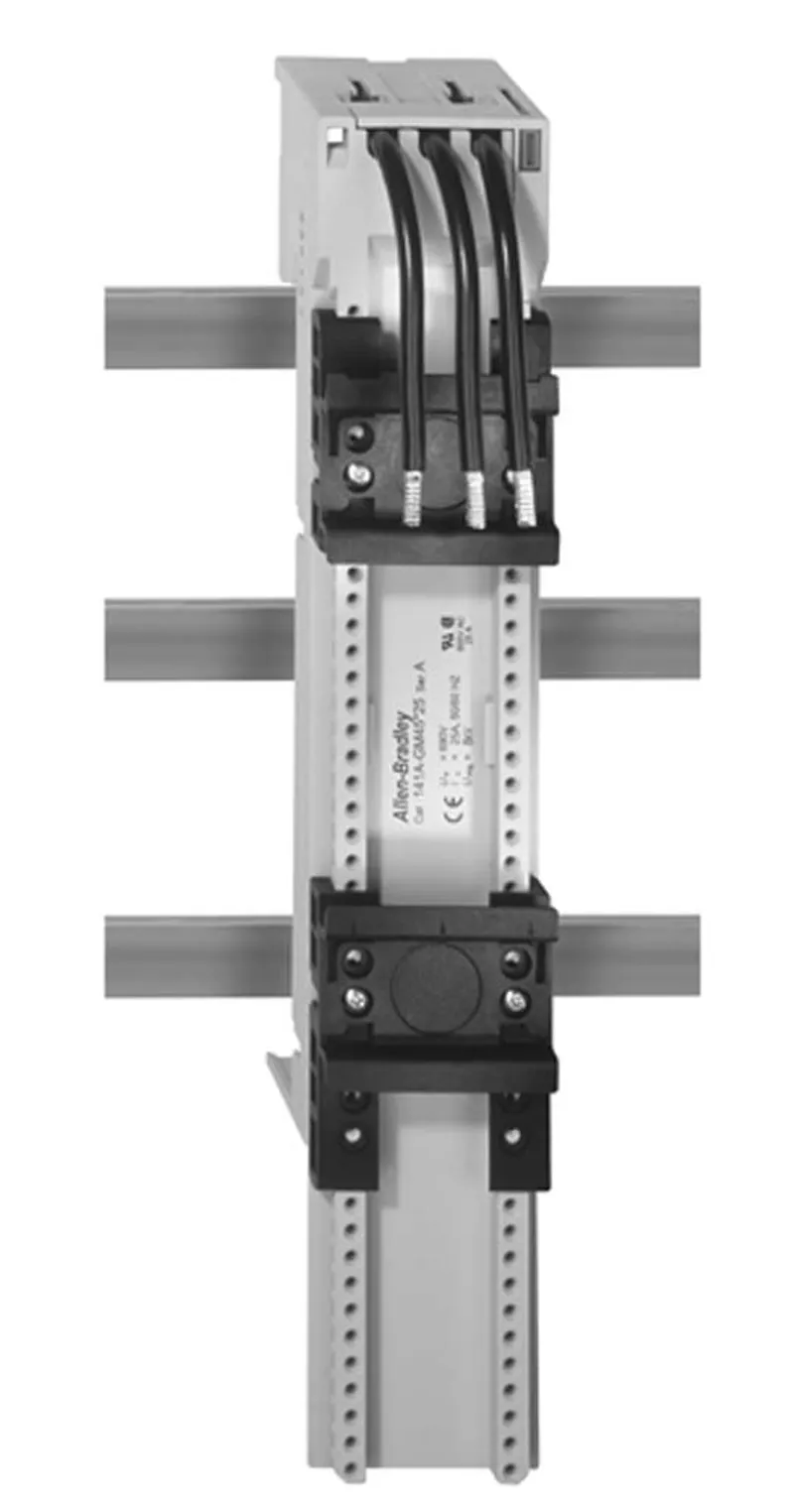 Rockwell Automation / Allen-Bradley 141A-GM45S – Bus Bar Adapter Module — photo 2 of 2