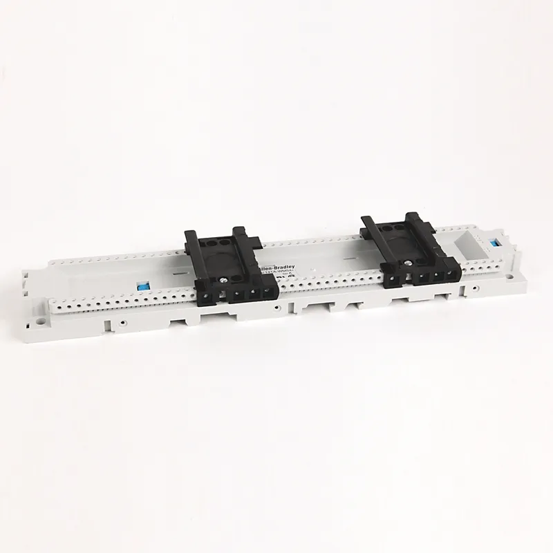Rockwell Automation / Allen-Bradley 141A-WM54RR – MCS 54 mm Panel Adaptor Module - Medium — photo 1 of 2
