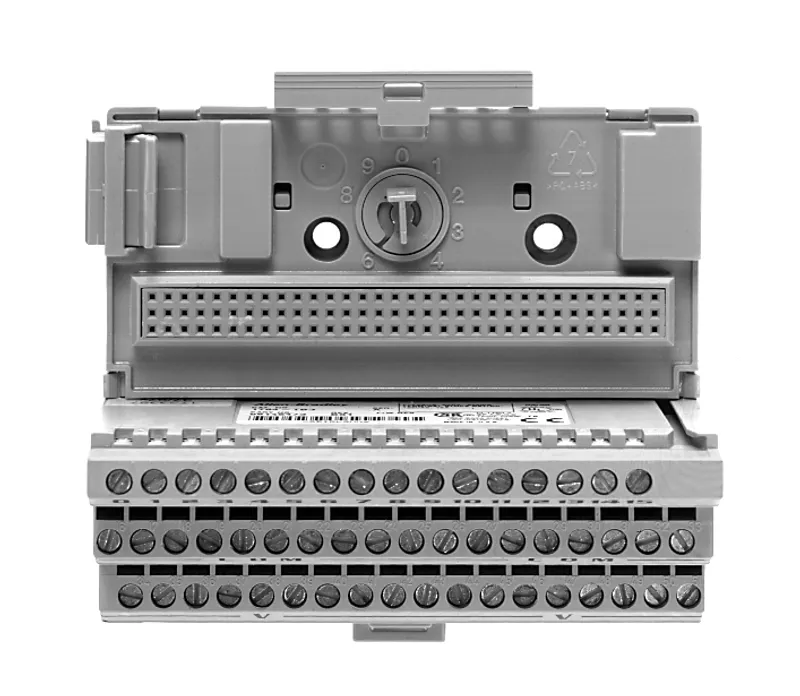 Rockwell Automation / Allen-Bradley 1440-TB-A – Screw Clamp A Terminal Base — photo 2 of 2