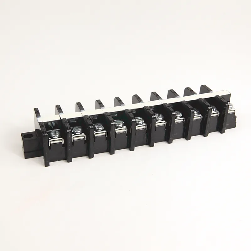 Rockwell Automation / Allen-Bradley 1492-15T – TERM BLCK PNL MTD 1P 35A BLK — photo 1 of 3