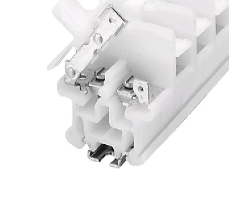 Rockwell Automation / Allen-Bradley 1492-CE9 – TERM BLCK Rail MTD 1P 10A WHT Knife SW — photo 4 of 4