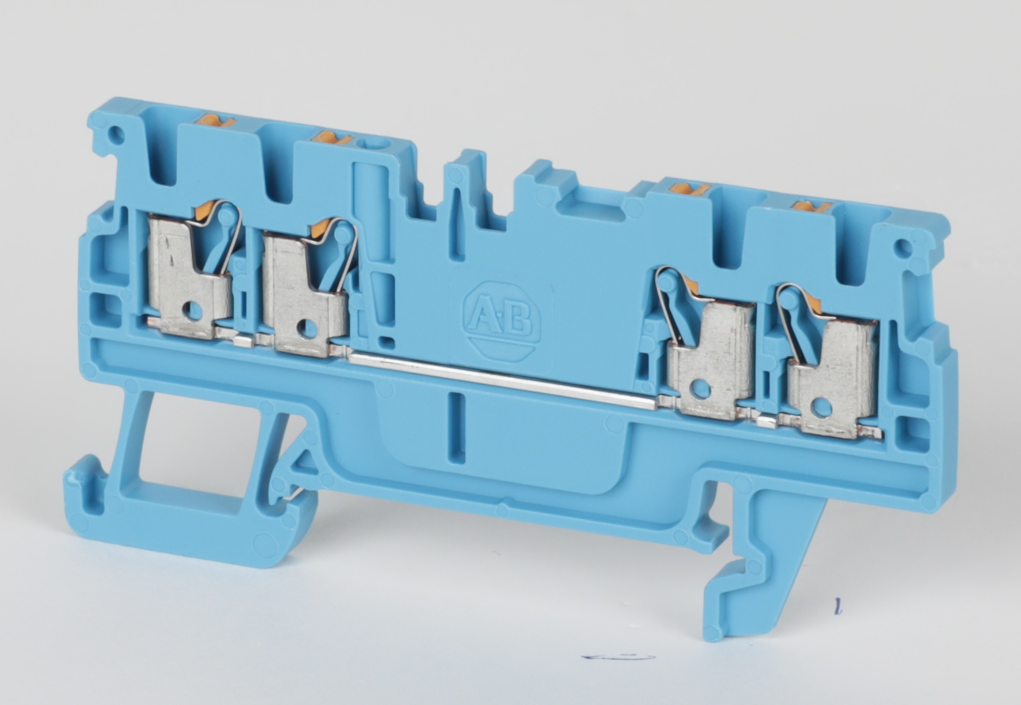 Rockwell Automation / Allen-Bradley 1492-P3Q-B – IEC Feed-Through Push-in Terminal Block — photo 2 of 3
