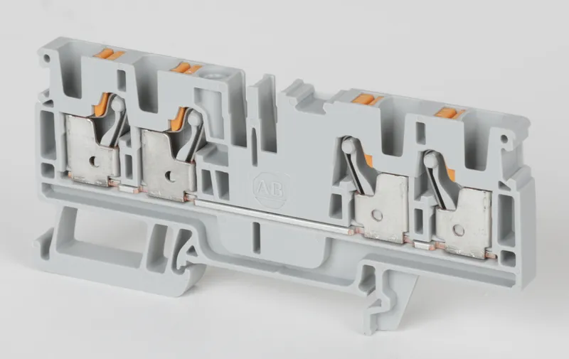 Rockwell Automation / Allen-Bradley 1492-P4Q-G – IEC Feed-Through Push-in Terminal Block — photo 2 of 3