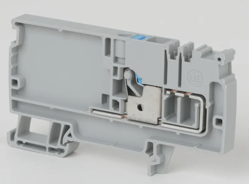 Rockwell Automation / Allen-Bradley 1492-P6PD2S-1B – IEC Feed-Through Push-in Terminal Block — photo 2 of 3
