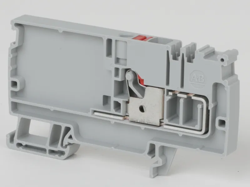 Rockwell Automation / Allen-Bradley 1492-P6PD2S-1RE – IEC Feed-Through Push-in Terminal Block — photo 2 of 3