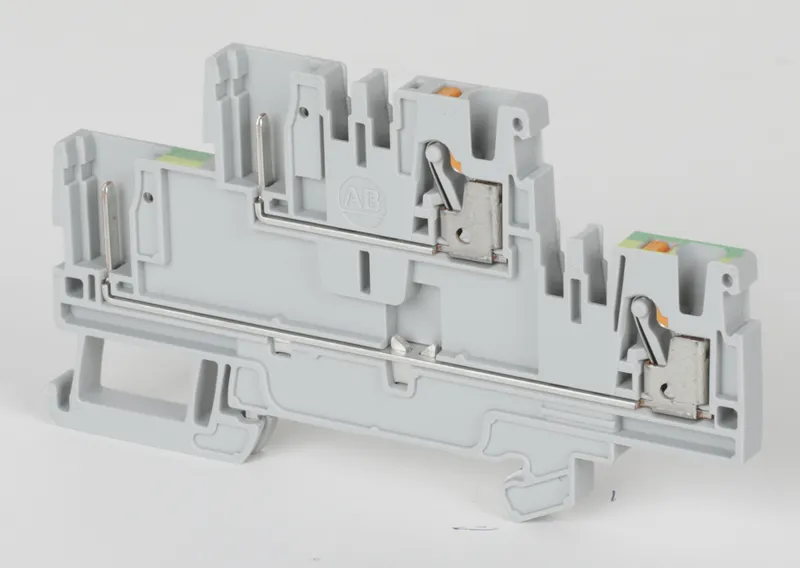 Rockwell Automation / Allen-Bradley 1492-PDG32P – IEC Feed-Through Push-in Terminal Block — photo 3 of 3
