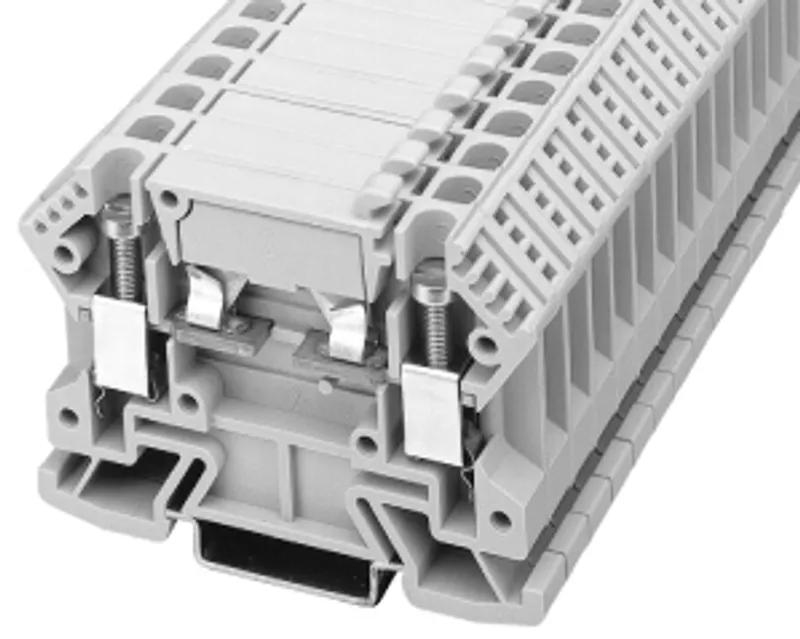 Rockwell Automation / Allen-Bradley 1492-WKD6 – IEC Term Blck 8x47.6x41mm Screw — photo 1 of 2