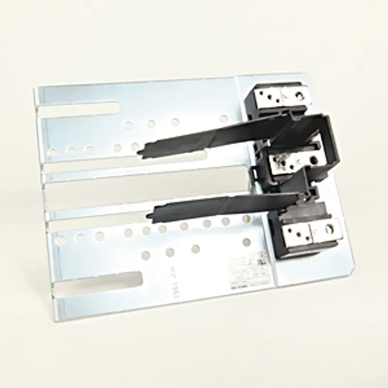 Rockwell Automation / Allen-Bradley 1494F-F100 – Fuse Block Adapter Plate Kit