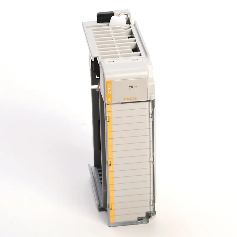 Rockwell Automation / Allen-Bradley 1769-OF8C