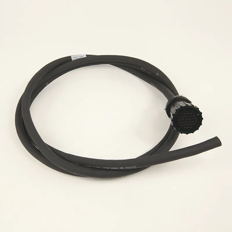Rockwell Automation / Allen-Bradley 2090-CFBM6DF-CBAA02 – TL-Series 2m Feedback Cable