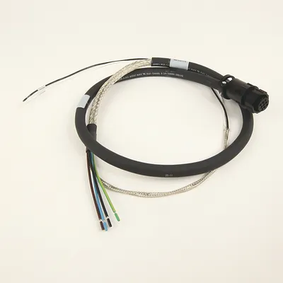 Rockwell Automation / Allen-Bradley 2090-CPBM6DF-16AA01