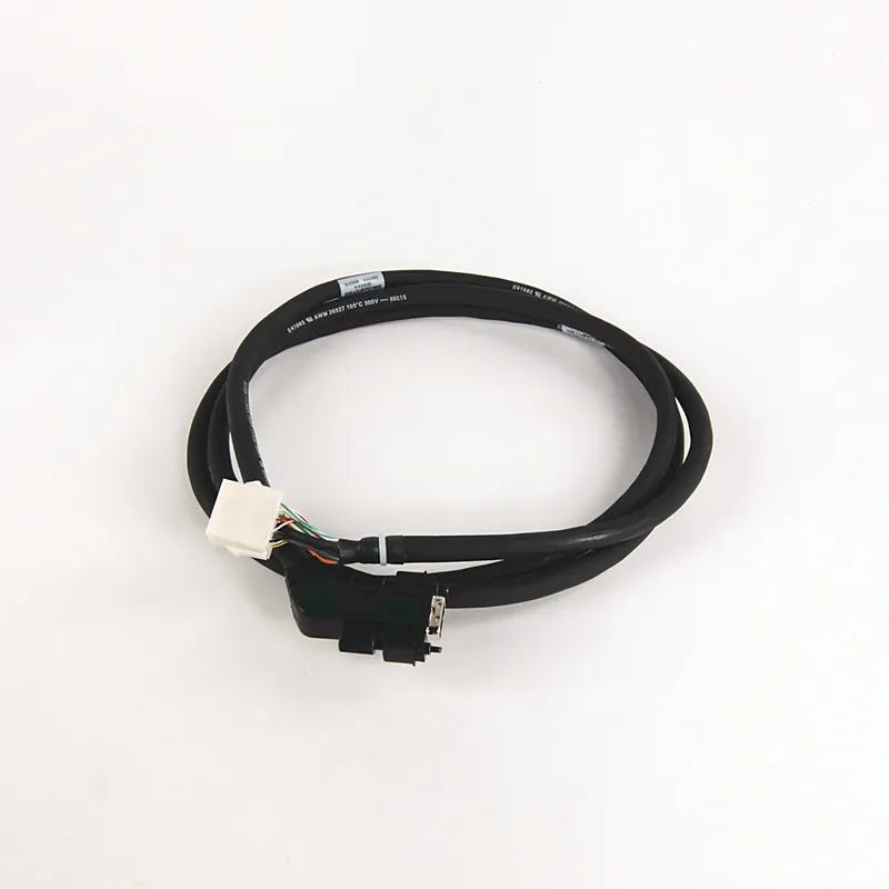 Rockwell Automation / Allen-Bradley 2090-DANFCT-S02 – TL-Series 2m Feedback Cable