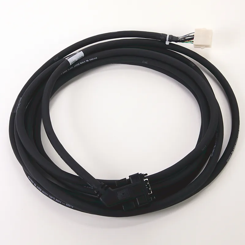 Rockwell Automation / Allen-Bradley 2090-DANFCT-S05 – TL-Series 5m Feedback Cable