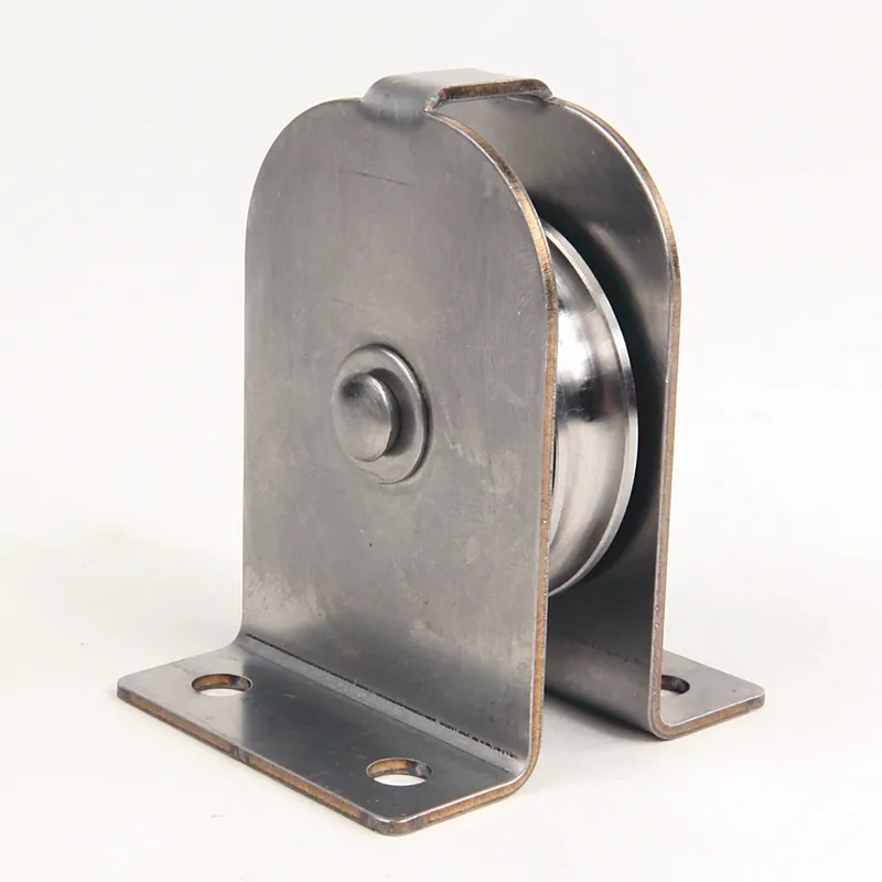Rockwell Automation / Allen-Bradley 440E-A13206 – Stainless Steel Outside Corner Pulley — photo 1 of 2
