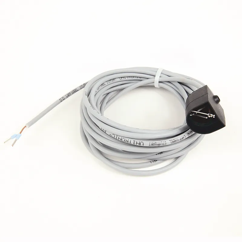 Rockwell Automation / Allen-Bradley 440F-A3084 – Shears Guardmaster — photo 1 of 2