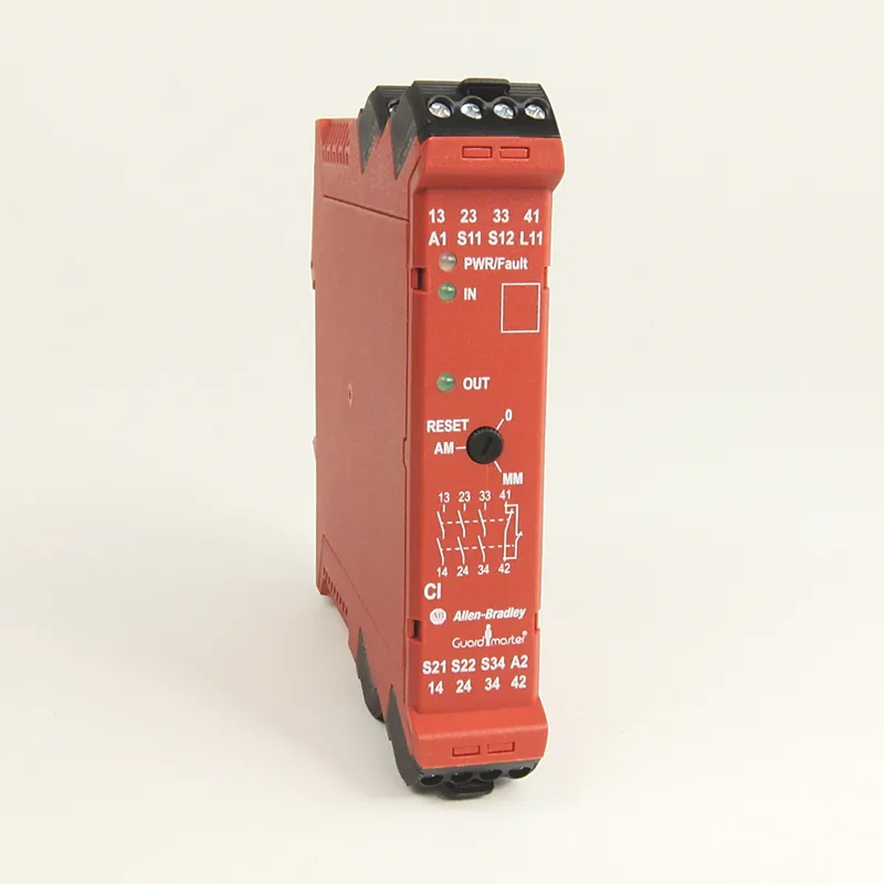 Rockwell Automation / Allen-Bradley 440R-S13R2 – Guardmaster Single Input Safety Relay — photo 1 of 2