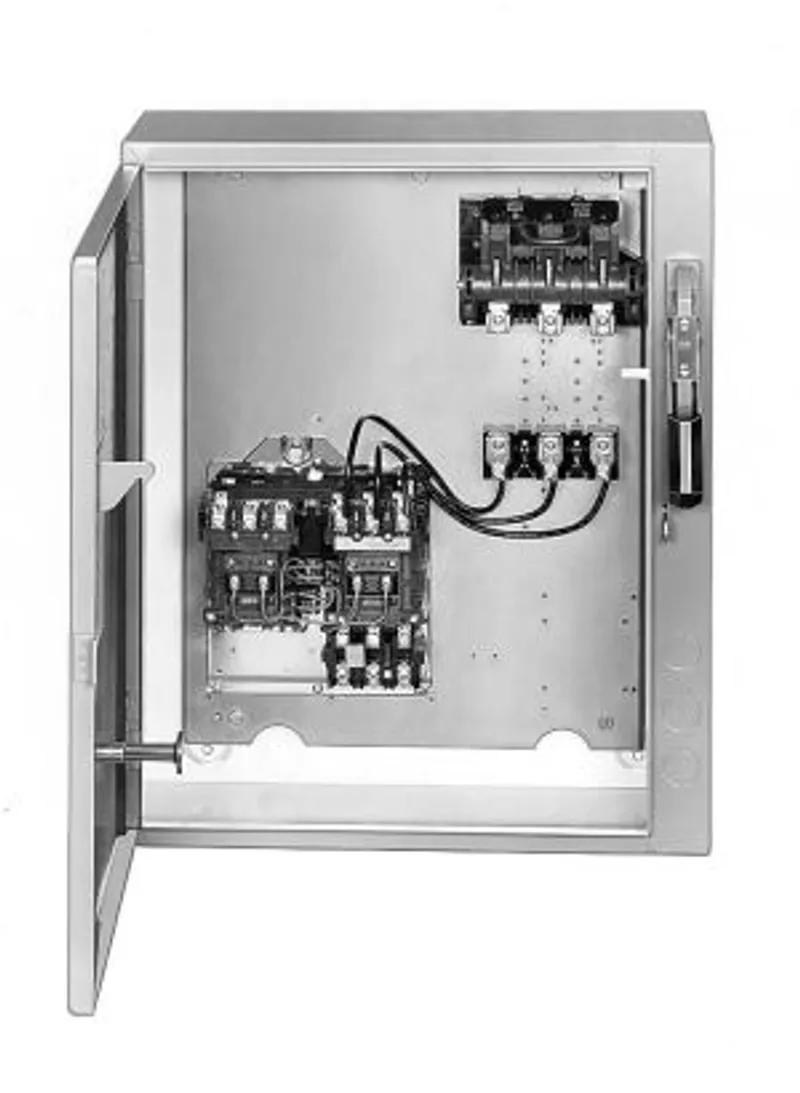 Rockwell Automation / Allen-Bradley 506-DFCD-26R – NEMA Size 3 Rvsg Combination Discon