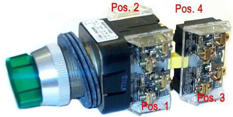 Rockwell Automation / Allen-Bradley 800H-2JRAH91KB7AA – 30mm Selector Switch 800H PB — photo 2 of 2