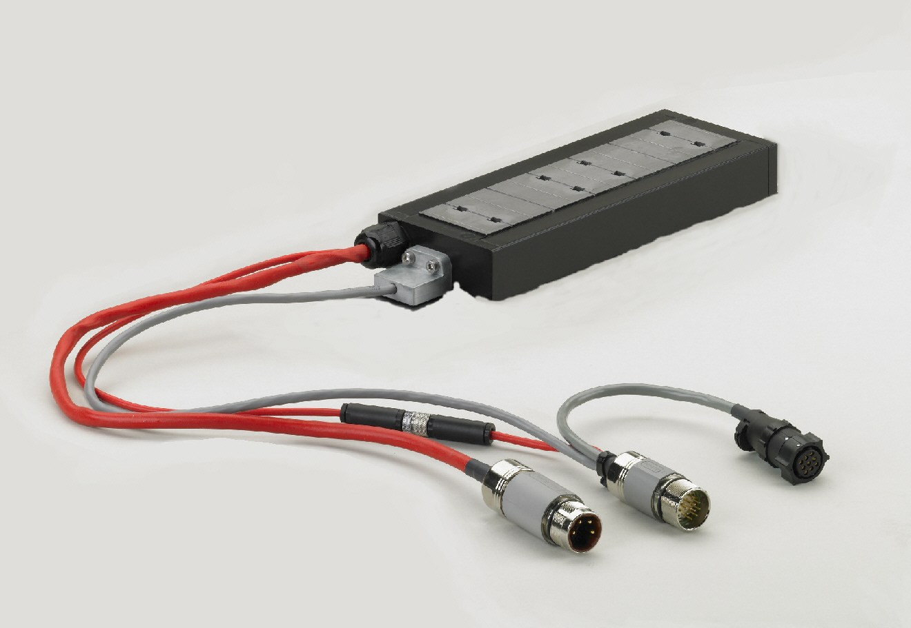 Rockwell Automation / Allen-Bradley LDC-C150600-DHT11 – LDC-Series Linear Servomotor Coil — photo 2 of 2