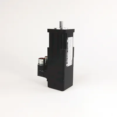 Rockwell Automation / Allen-Bradley MPL-A1520U-VJ74AA