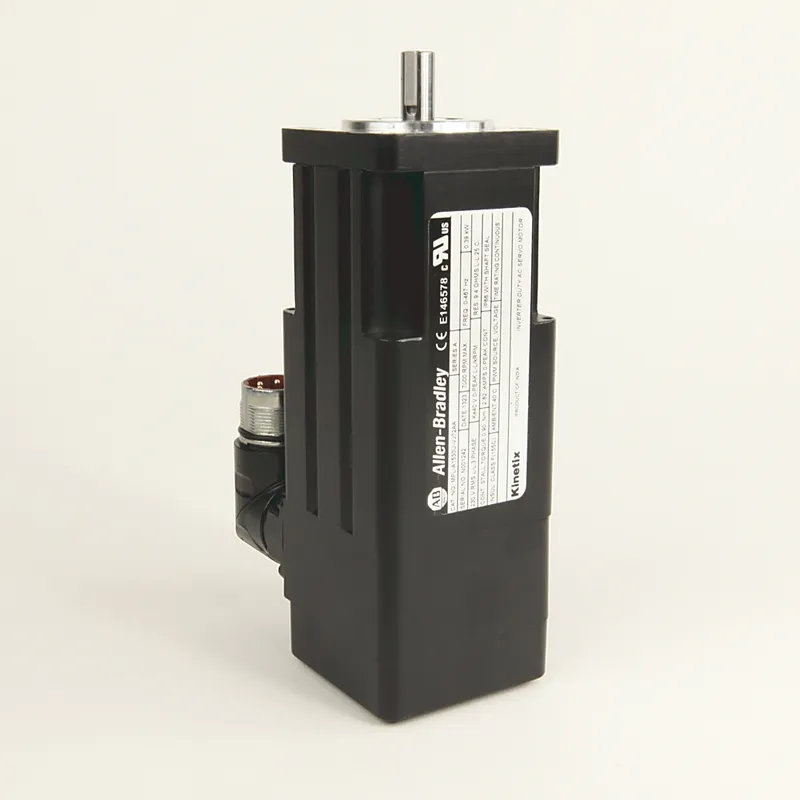 Rockwell Automation / Allen-Bradley MPL-A1530U-VJ72AA – MP-Series MPL 240V AC Rotary Servo Motor — photo 1 of 2