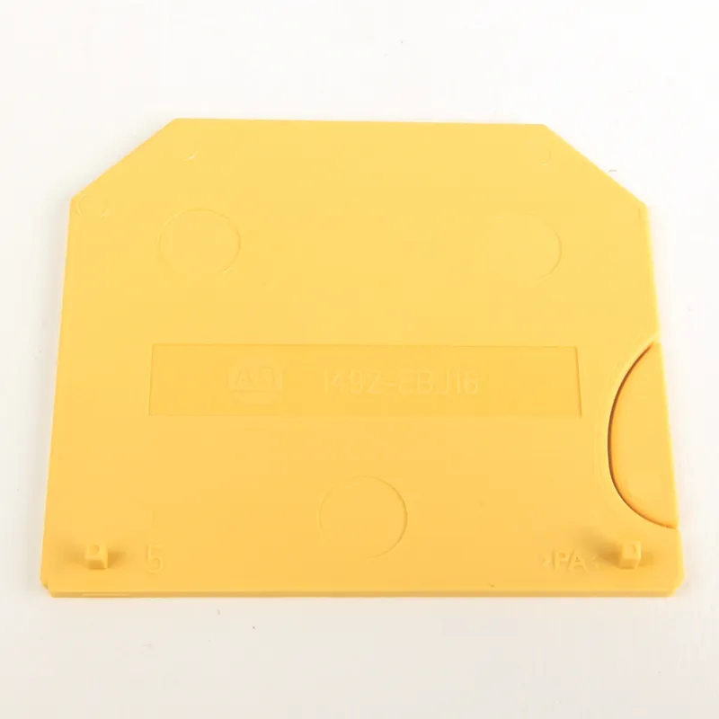 1492-EBJ16-Y IEC End Barrier, 1.5 x 49 x 60mm