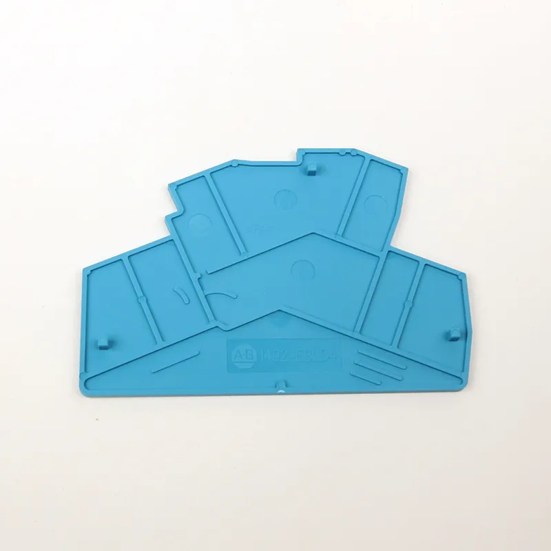 1492-EBLD4-B IEC End Barrier, 2 x 52 x 76mm