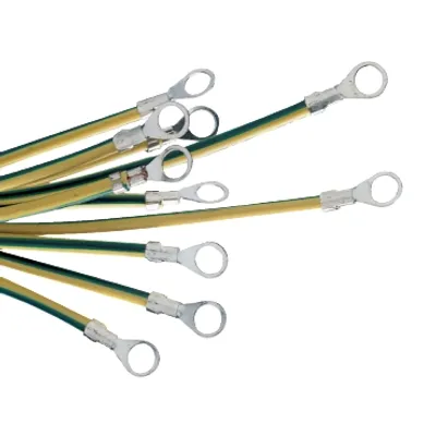 Earth leads section 6mmÂ², length 220mm, eyelet hole 6,4mm. Packaging unit: 10.