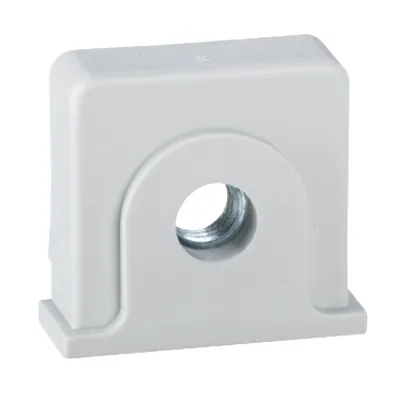 plastic nut and M6 screw placed in the notches of PLM for DIN rail