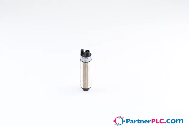 Pepperl+Fuchs 238404 / UC500-30GM70-IE2R2-K-V15 New — photo 1 of 7