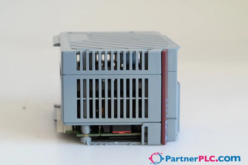 B&R 3PS465.9 has exterior broken Used Rev. C0 – 2005 power supply module, 24 VDC, 50 W, with expansion slot — photo 5 of 7