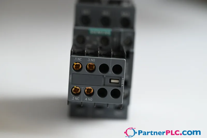 Siemens 3RT2024-1AP04 New without box — photo 5 of 11