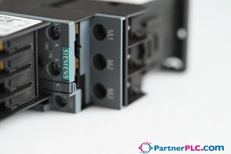 Siemens 3RT2024-1AP04 New without box — photo 7 of 11