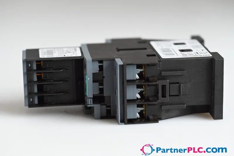 Siemens 3RT2024-1AP04 New without box — photo 9 of 11