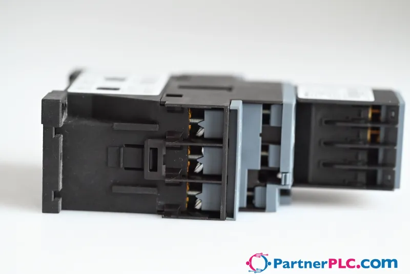 Siemens 3RT2024-1AP04 New without box — photo 11 of 11
