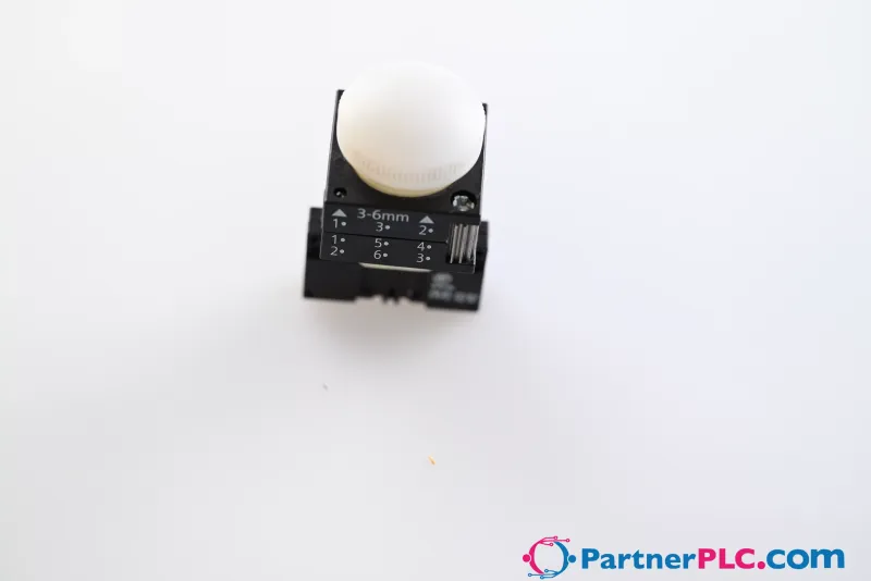Siemens 3SB3400-1QE - 3SB3248-6AA70 — photo 3 of 5
