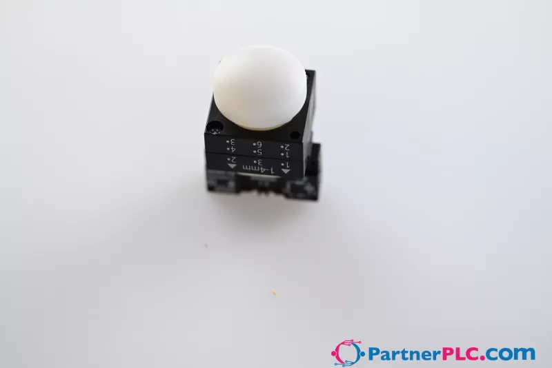 Siemens 3SB3400-1QE - 3SB3248-6AA70 — photo 4 of 5